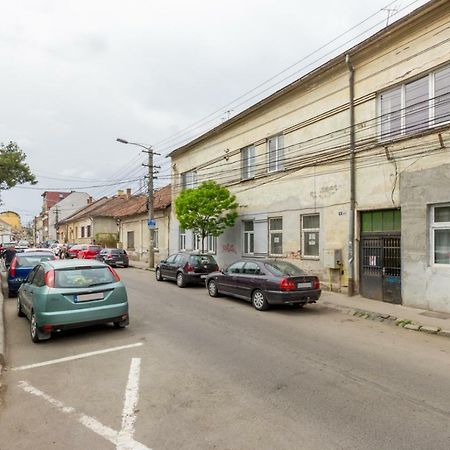 City Chic 3 Bedroom Apartment Cluj-Napoca Esterno foto